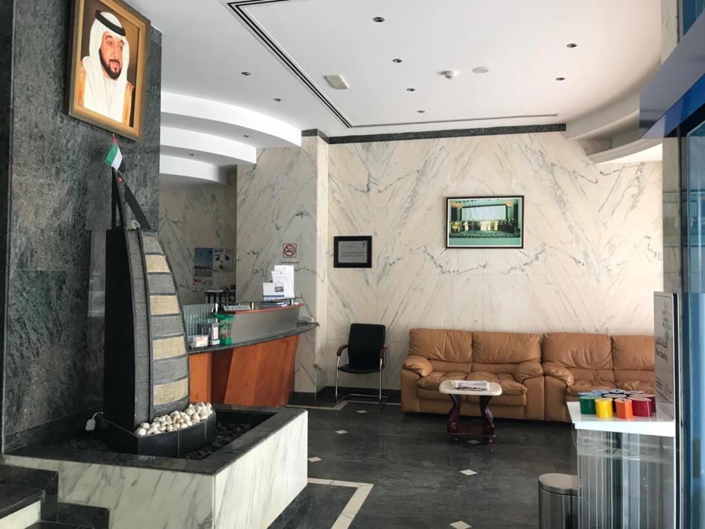 שארג'ה Al Majarah Residence מראה חיצוני תמונה