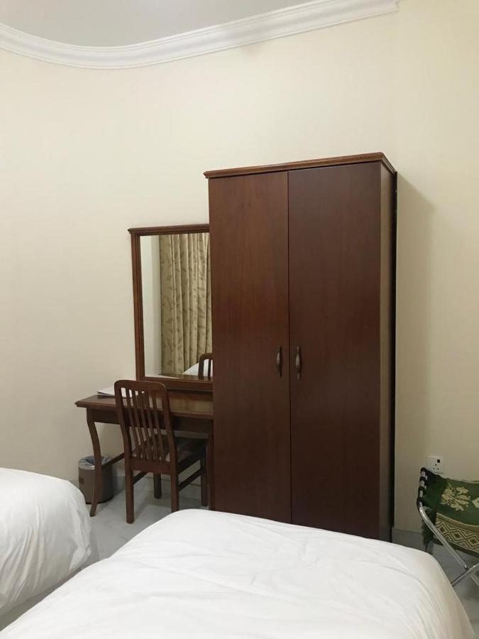 שארג'ה Al Majarah Residence מראה חיצוני תמונה
